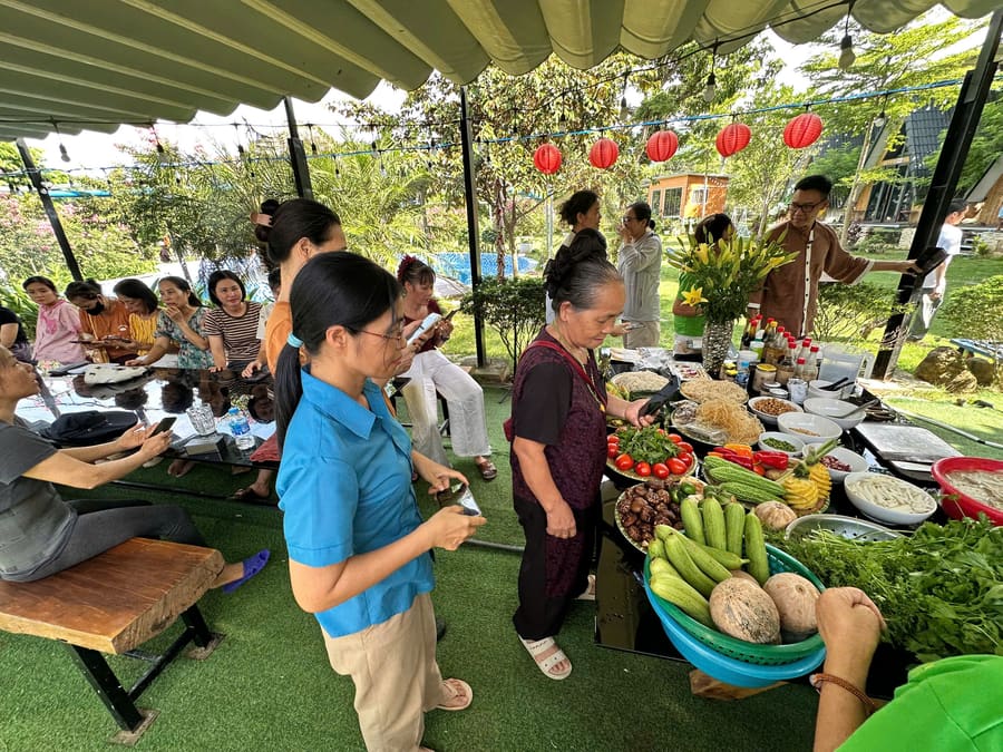 Ngâm chân thảo dược thư giãn